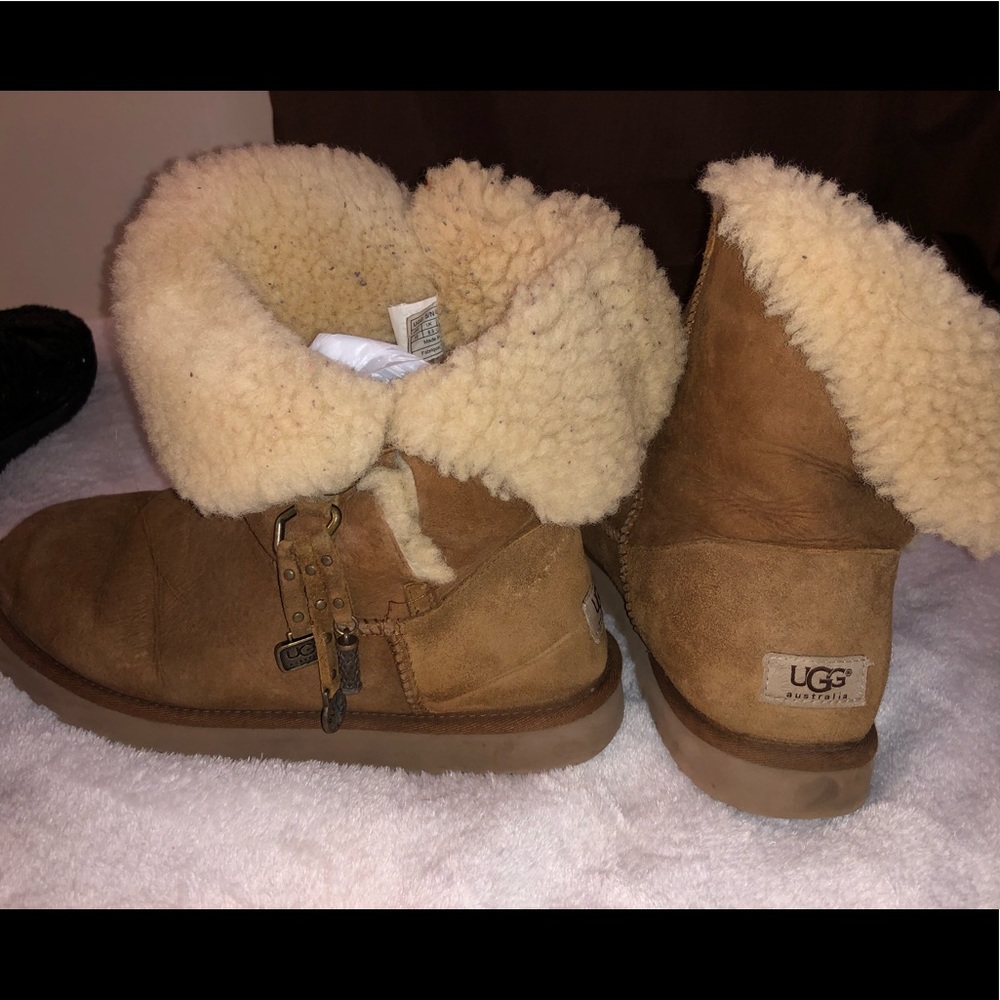 UGGs